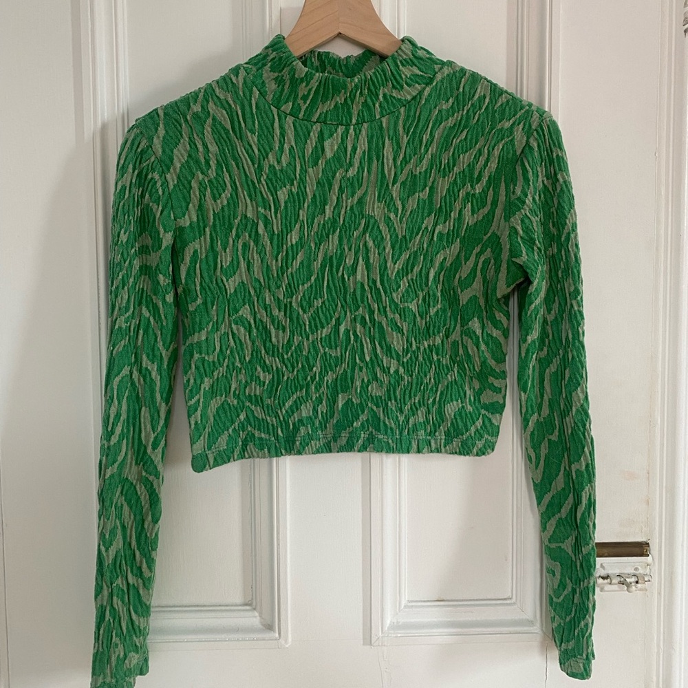 Zara Knit Top - Picture 2 of 3